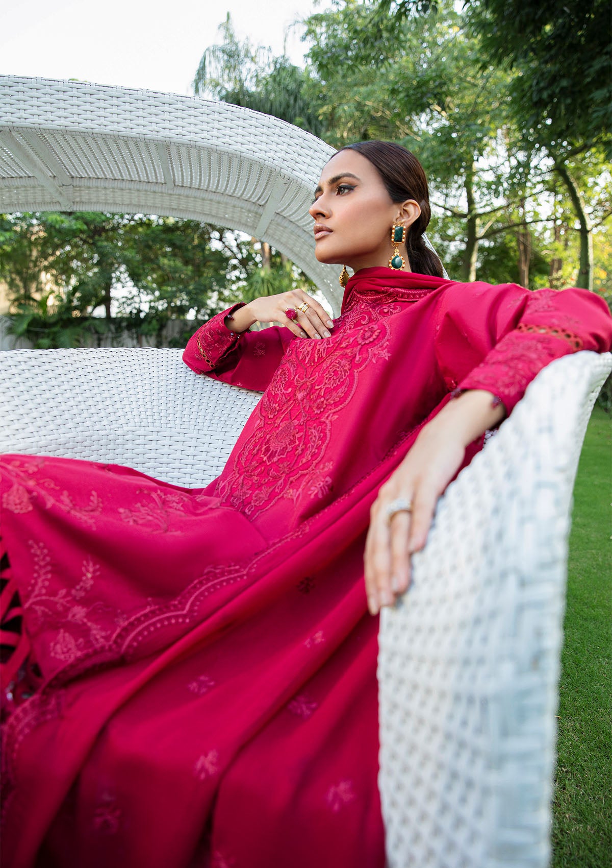 aik-atelier-Lawn-23-vol-2-look-05-B-2