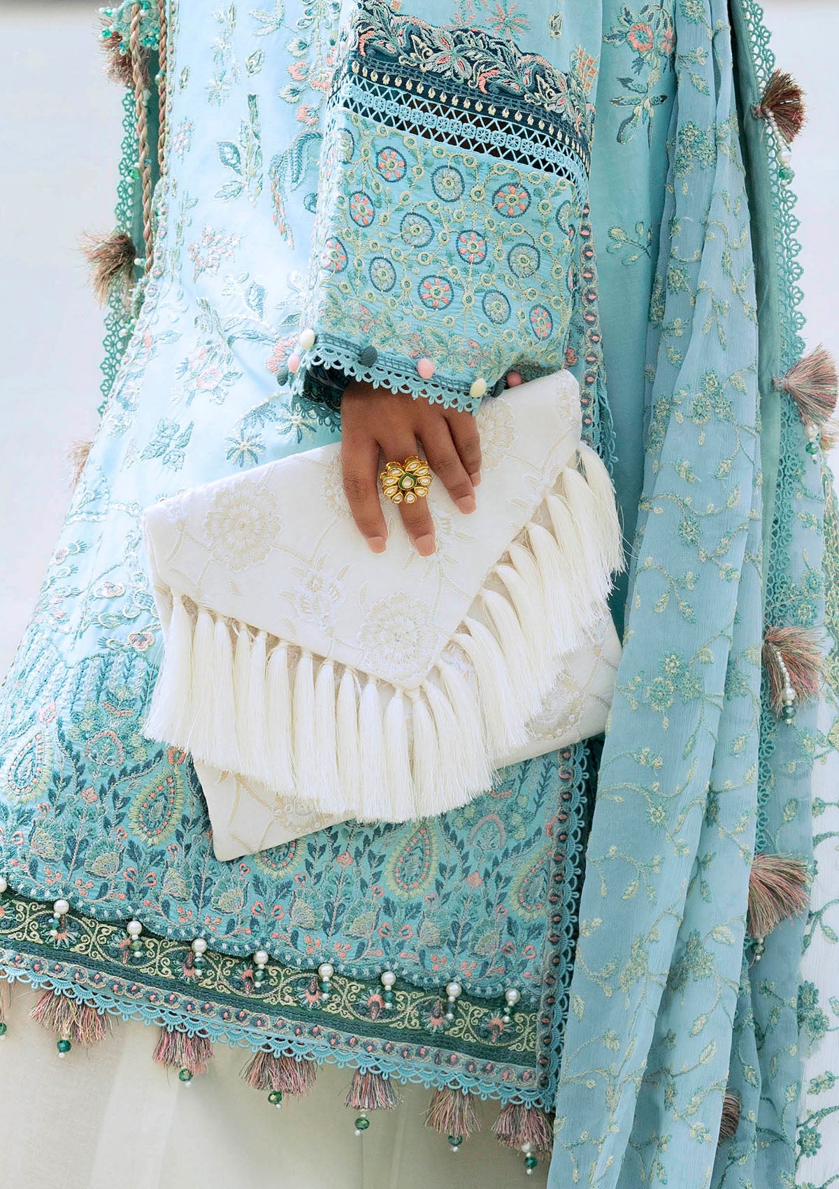 LAWN '25 - VOL. 1 - IVORY SILK ENVELOPE BAG