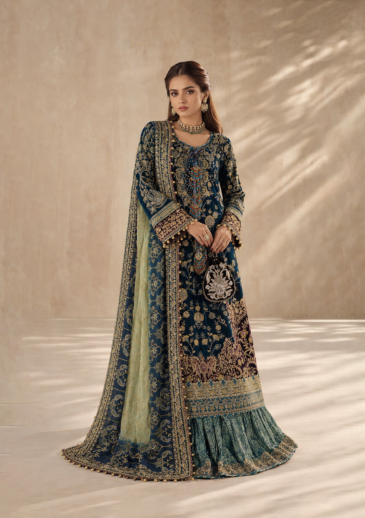 Udaipur - Look A2508