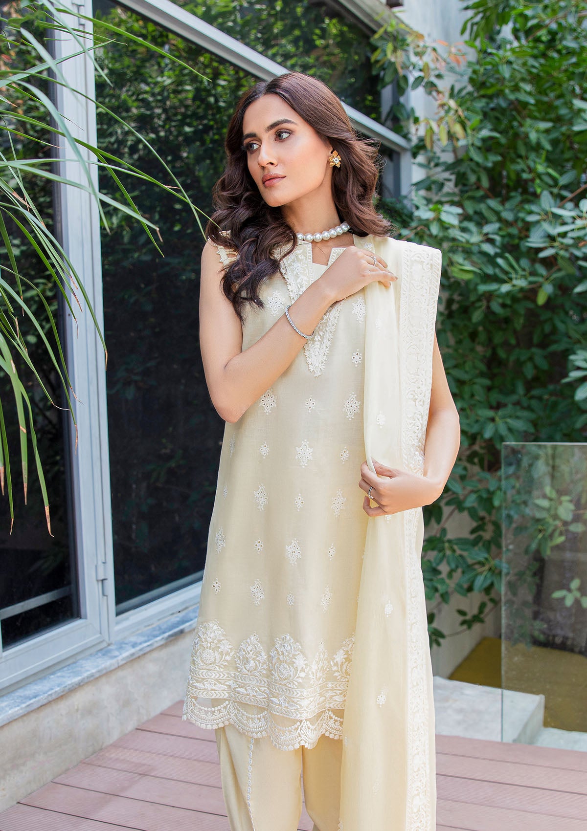 aik-atelier-Lawn-23-vol-2-look-03-A-4