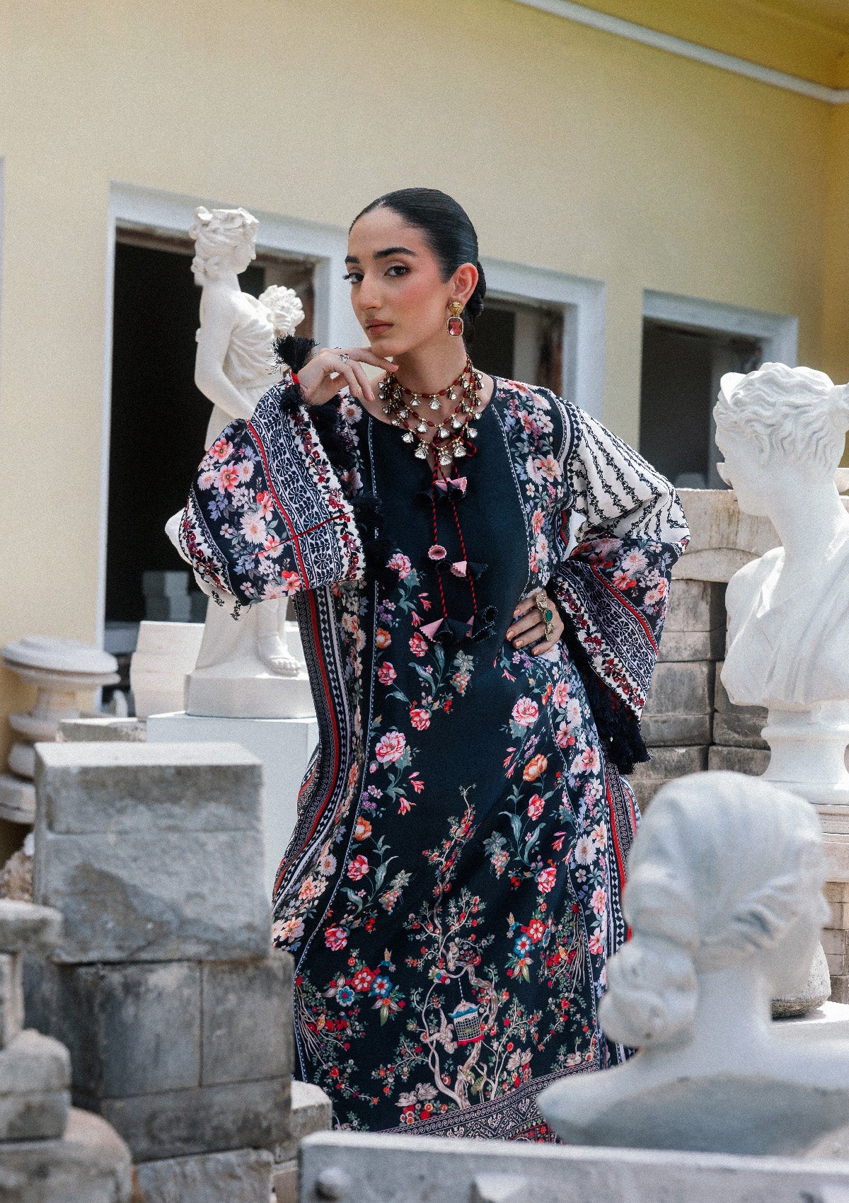 Lady Aik - Look B2602