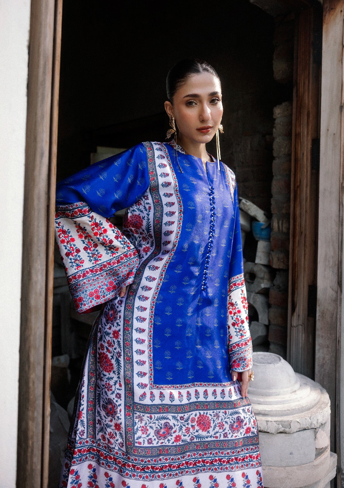 Lady Aik - Look B2606