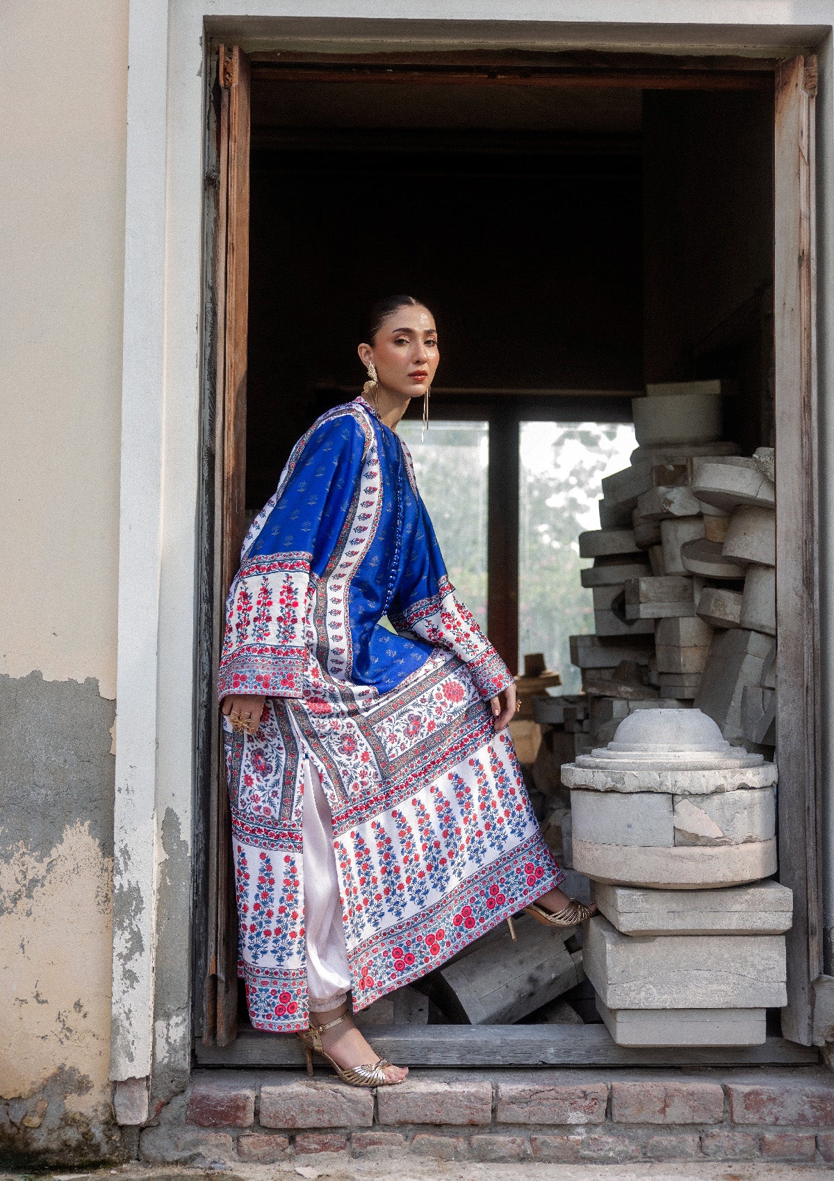 Lady Aik - Look B2606