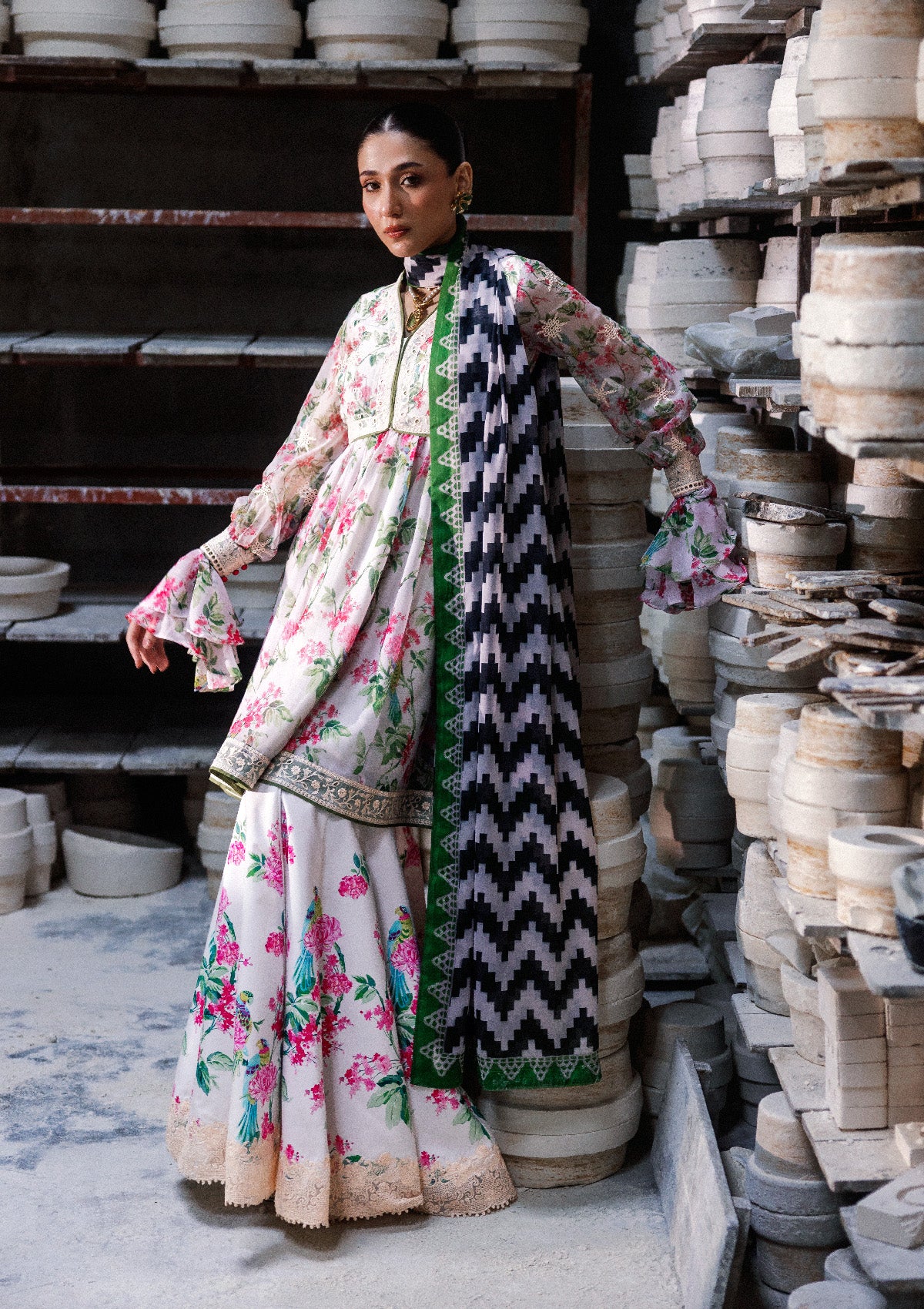 Lady Aik - Look B2610
