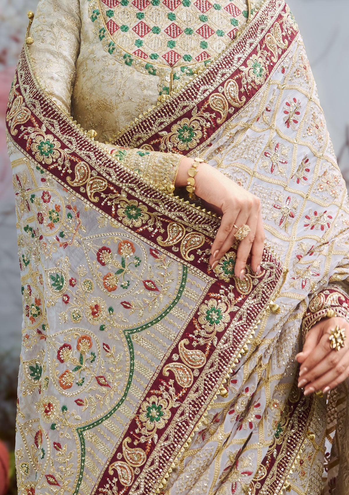 Sari Edit - Look A2602