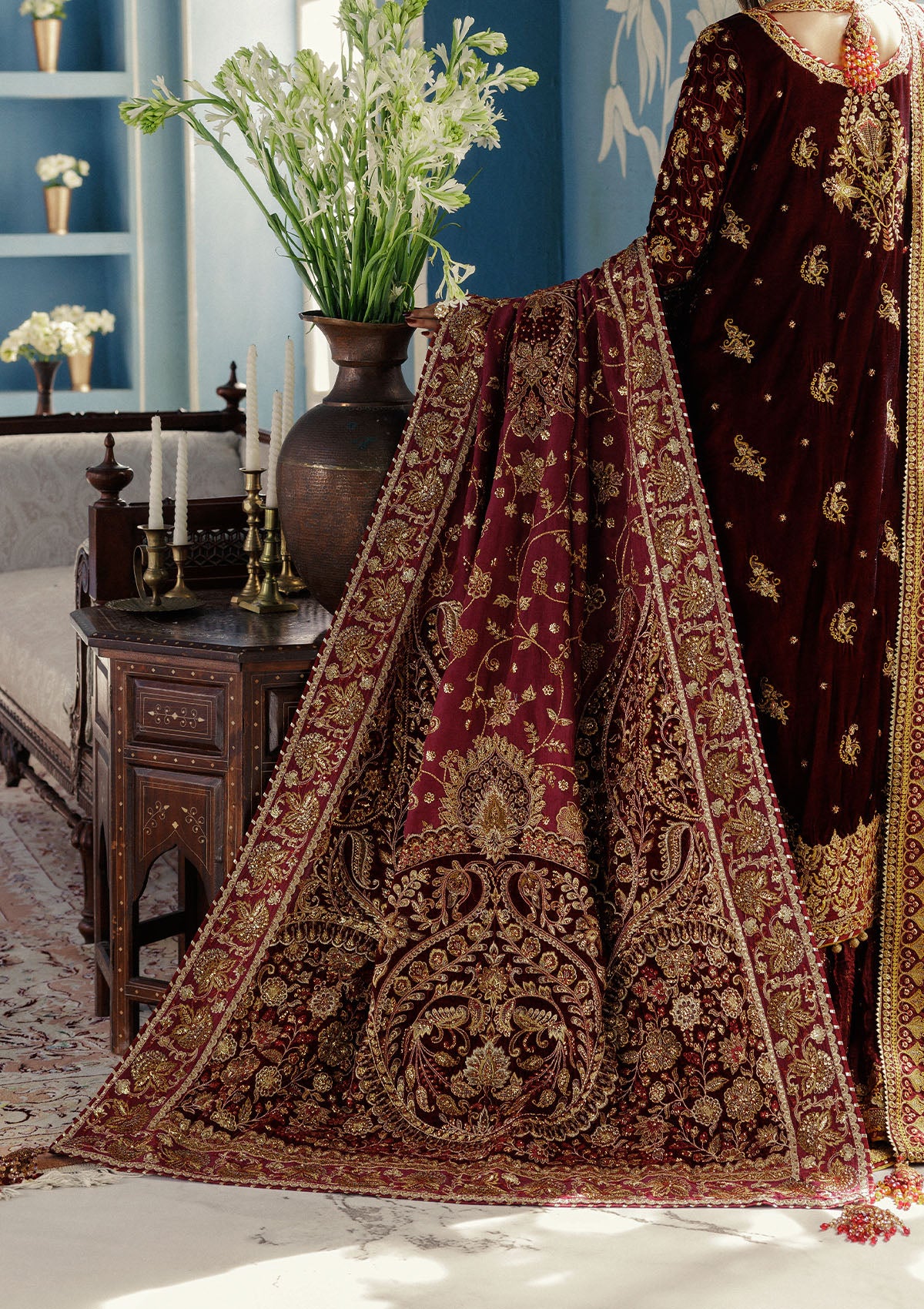 UDAIPUR - MAROON VELVET SHAWL