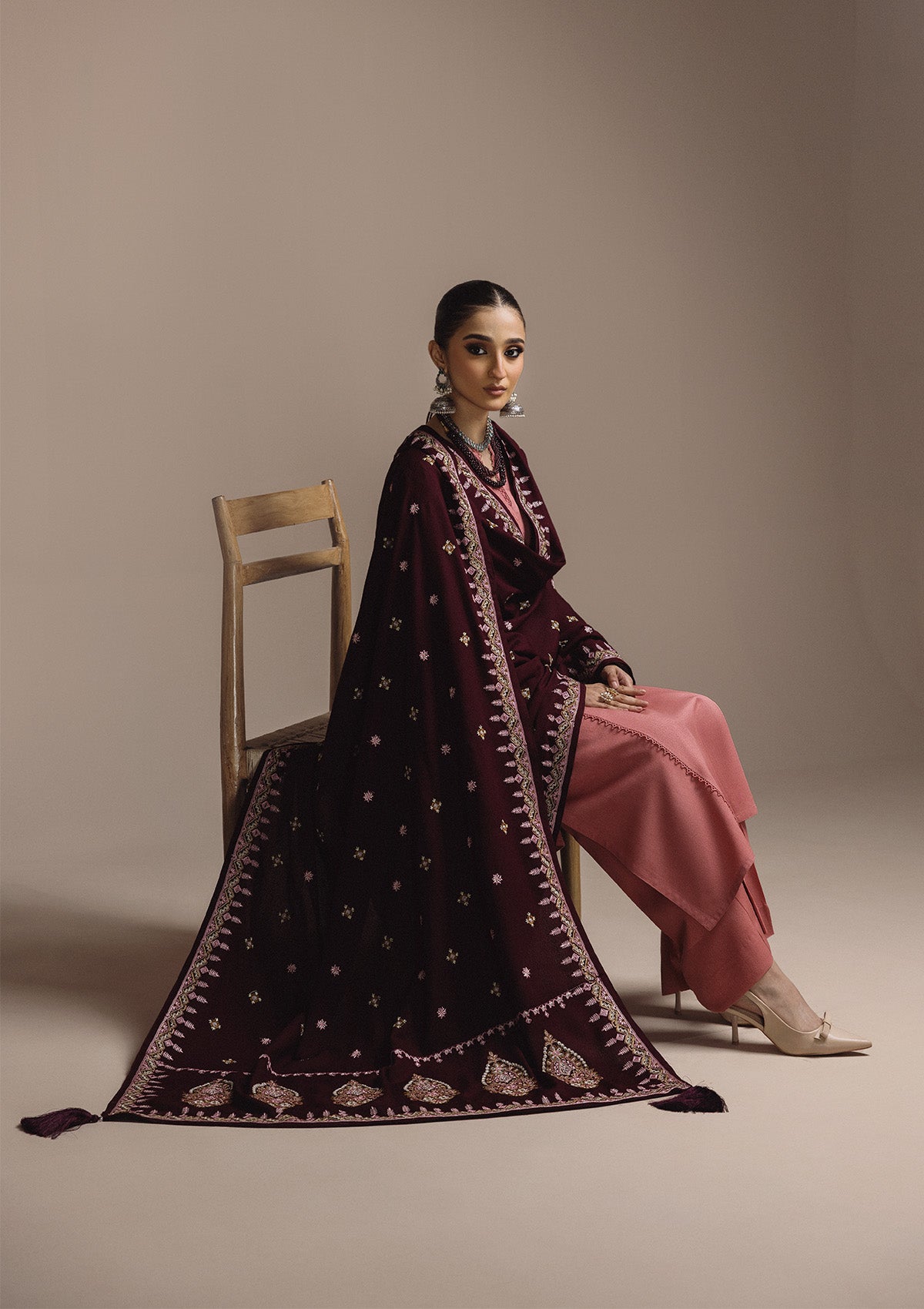 AIK ROZ '25 D3 - KARANDI - LOOK 03