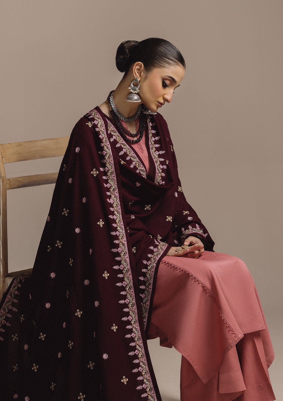 AIK ROZ '25 D3 - KARANDI - LOOK 03