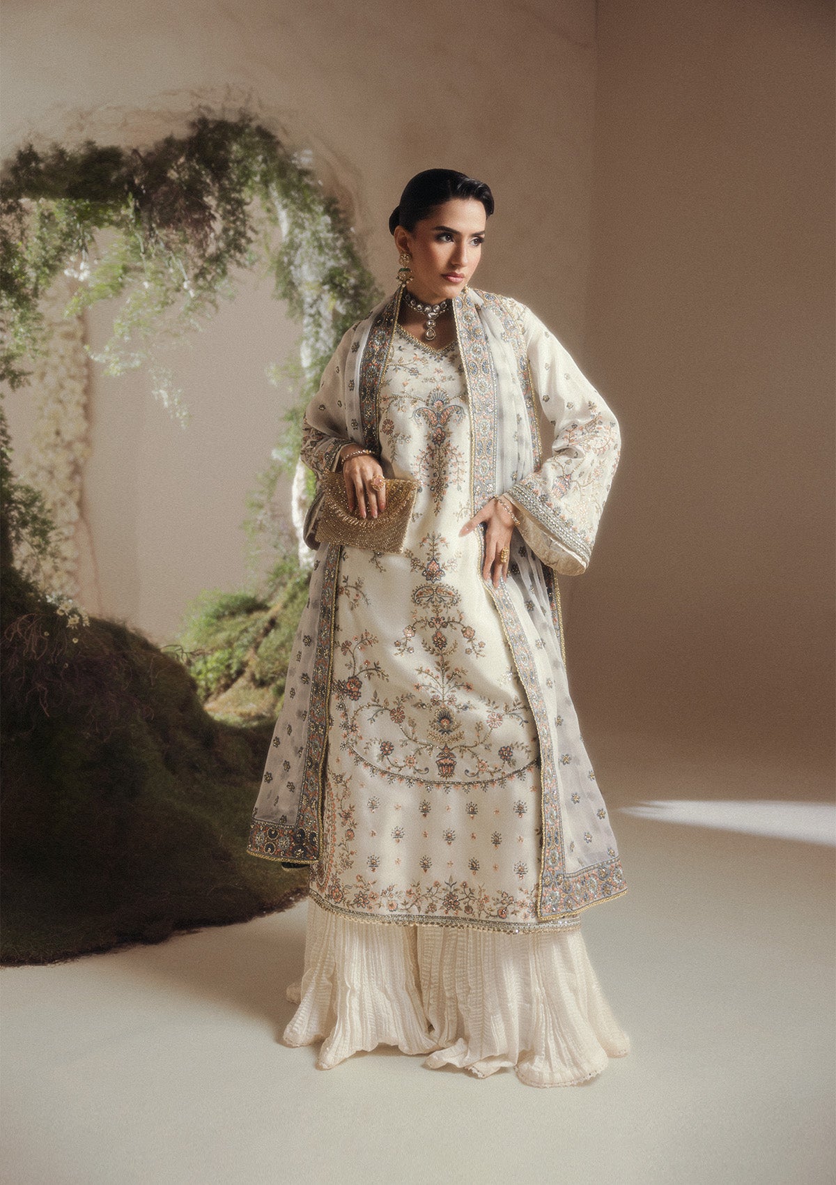Aik Shaam - Look C2601