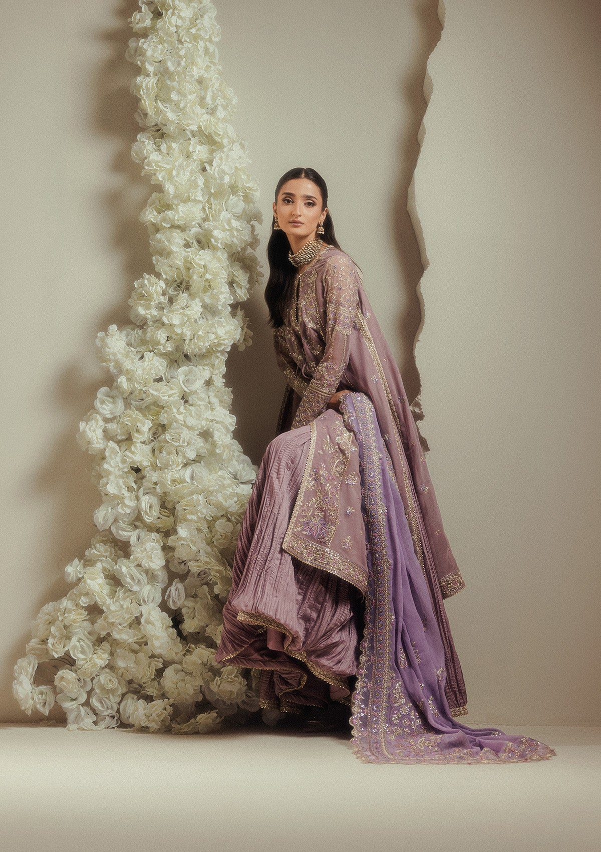 Aik Shaam - Look C2602