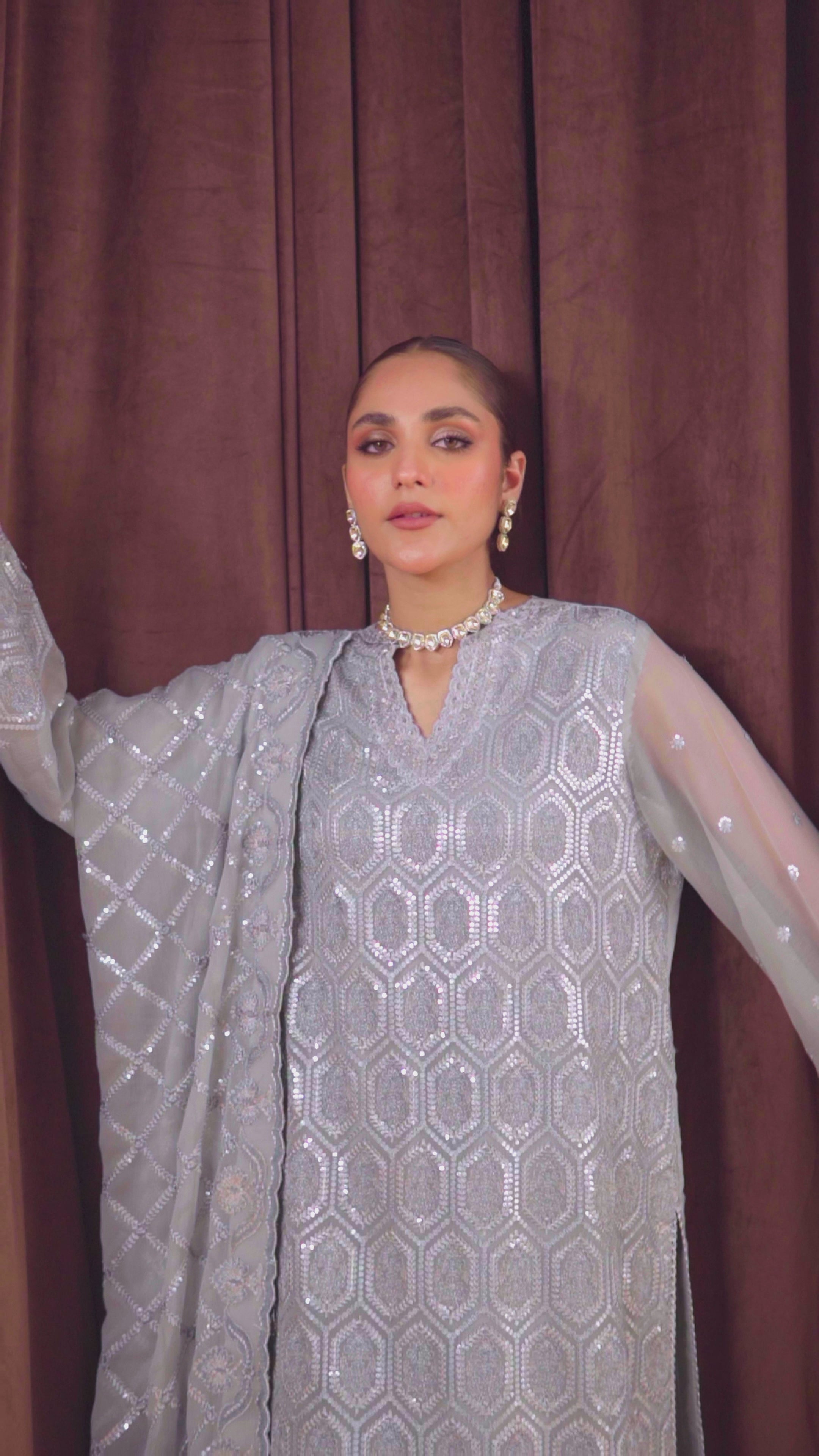 aik-atelier-unstitched-23-vol-2-look-04