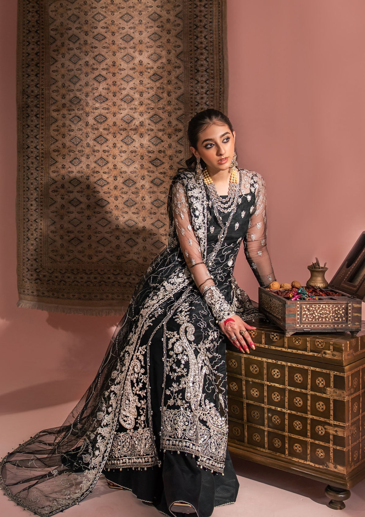    aik-atelier-wedding-festive-23-look-06-4